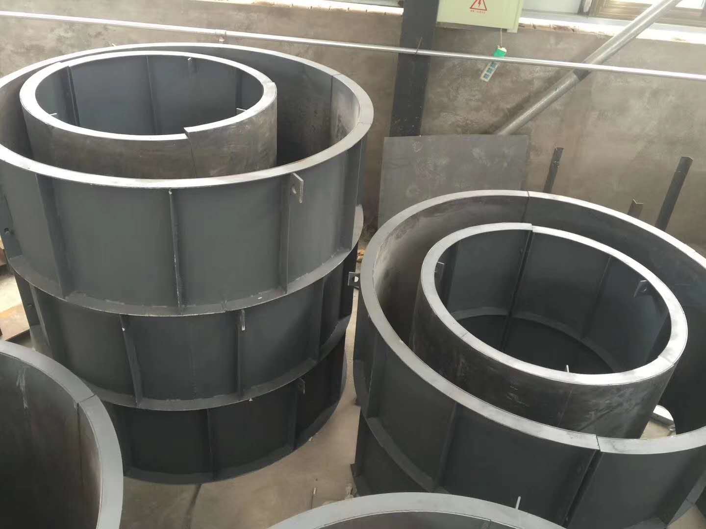 1635474122834506.jpg 圓形檢查井模具.jpg