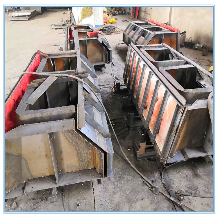 1681347006749680.jpg 箱式護(hù)坡模具2.jpg